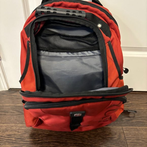 Victorinox Backpack in Red - Picture 6 of 8